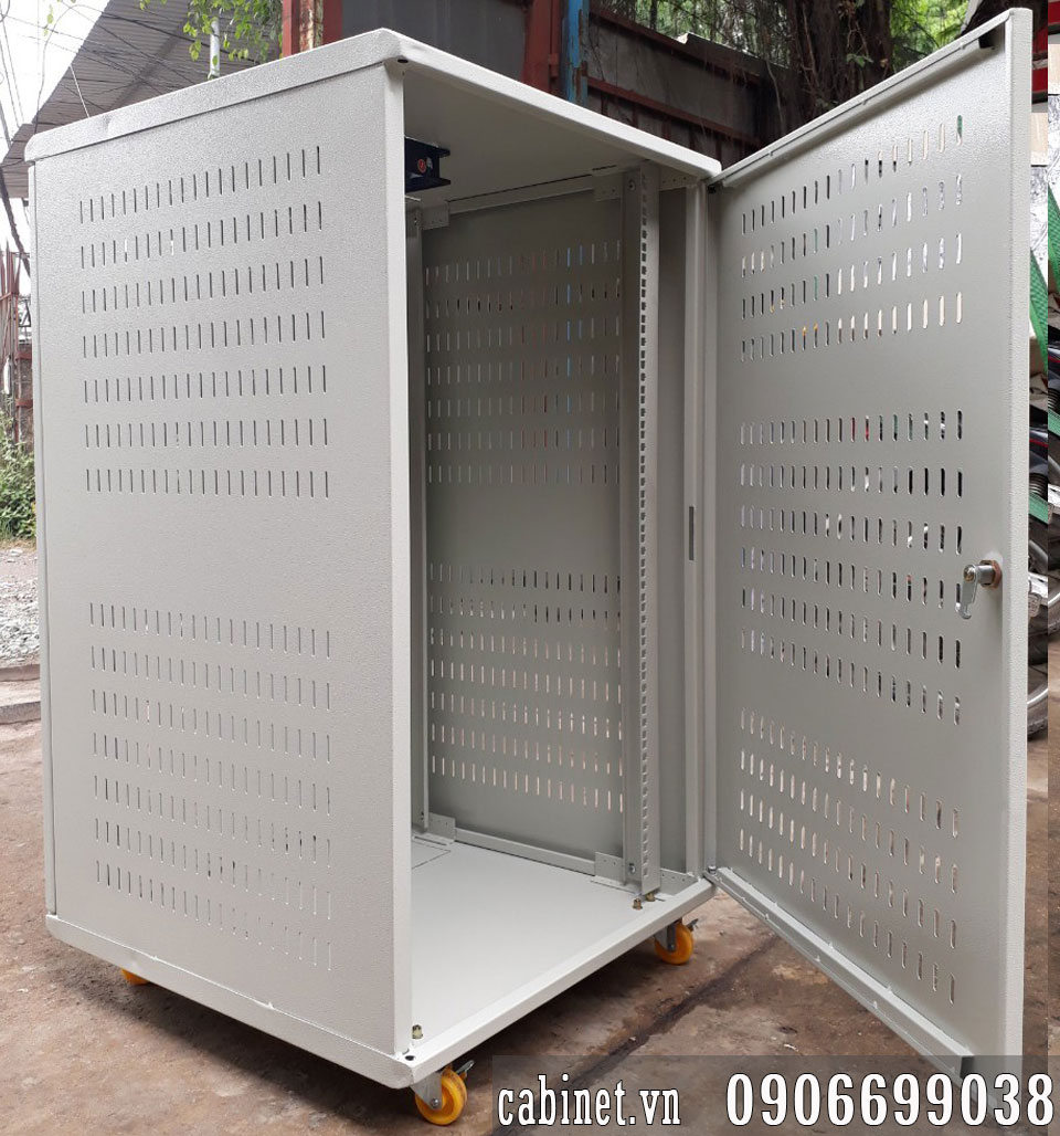 Thiết kế mặt bên Tủ rack 27U D600